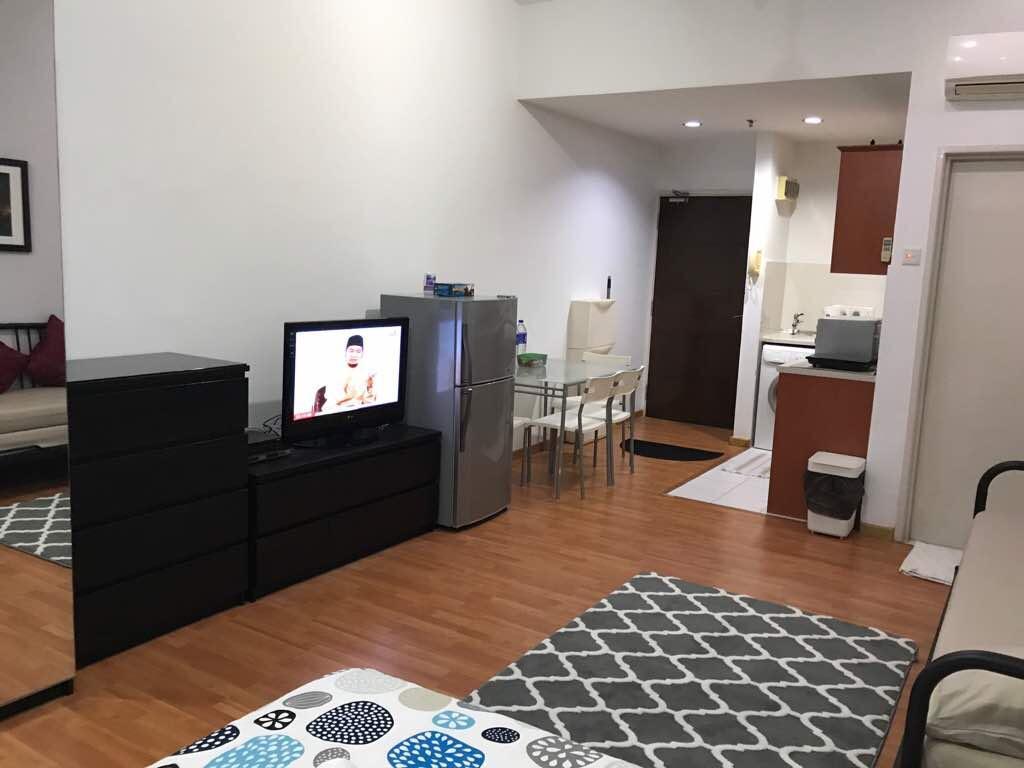 Maytower Serviced Apartment Kuala Lumpur Exterior photo